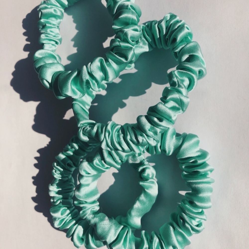 100% Ariel Blue Silk Elastics